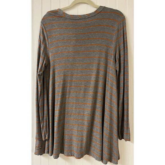 Matilda Jane knit too gray w/orange stripe Sz Med - Picture 2 of 4